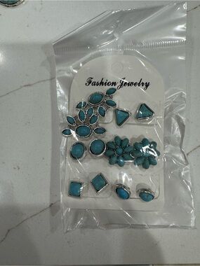 Fashion Jewelry Turquoise Blue Mixed Shape Earring Set